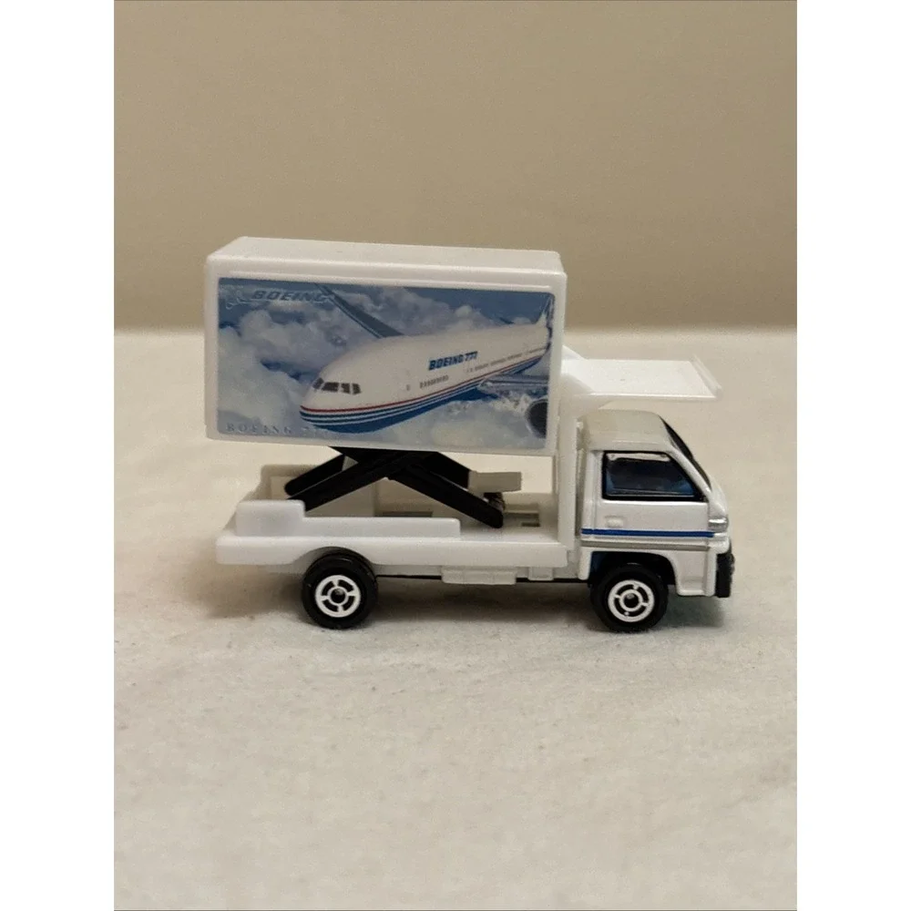 Realtoy Airport Vehicle Lot Boeing United Southwest American Airlines Diecast